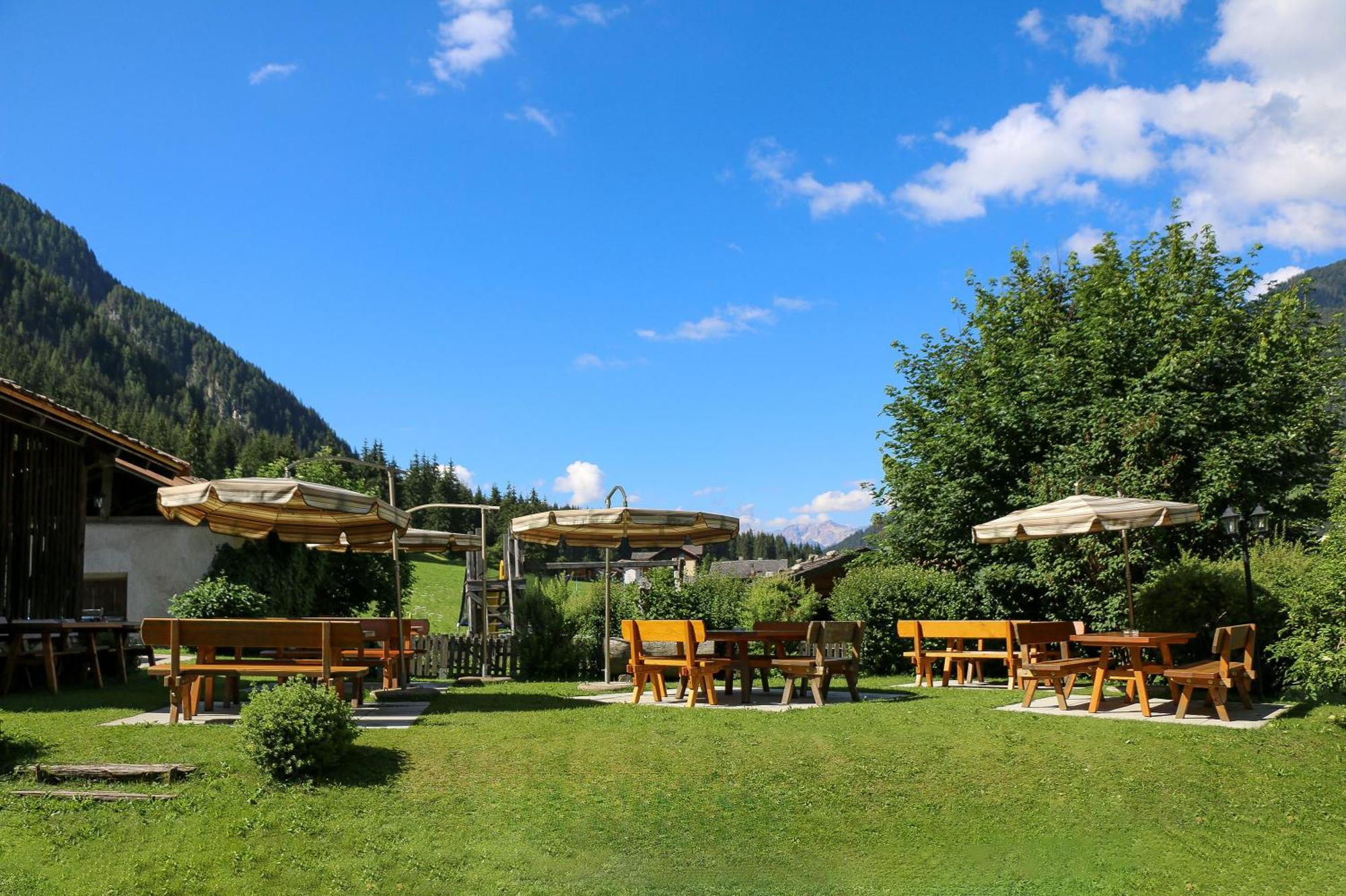 Apartamento Kahnwirt Santa Maddalena in Casies Exterior foto